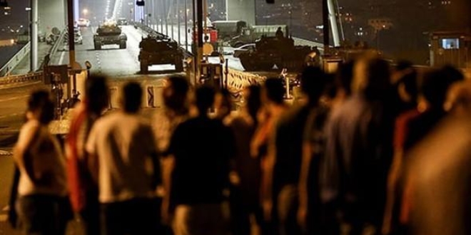 Sosyal medyada 'darbe oluyor' iddiası panik yarattı