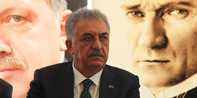 Hayati Yazıcı: Biz rejim değiştirmiyoruz