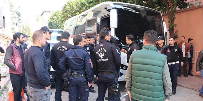 Mersin Valiliği: Kadın polis, meslektaşı tarafından vuruldu