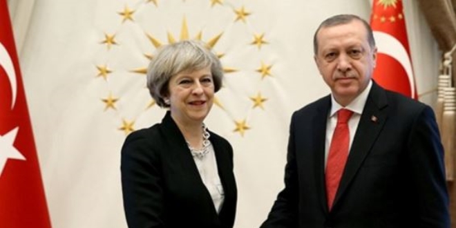 Erdoğan'dan İngiltere Başbakanı May'a taziye mesajı