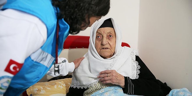 1 milyon kişi evde sağlık hizmeti aldı