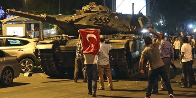 Tank polis: Sank uygulama amiriydi, 'asker gelirse silahlar brakn' dedi