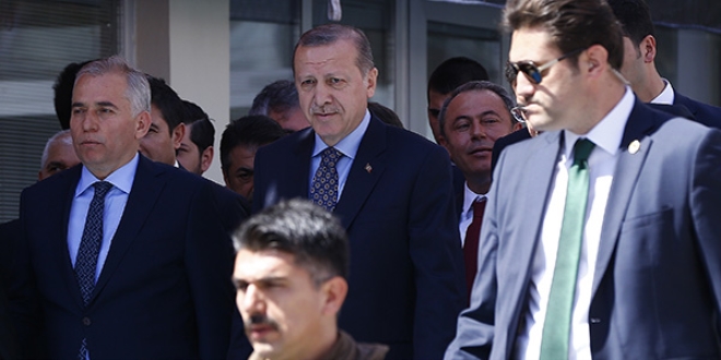 Erdoğan, Denizli Büyükşehir Belediyesini ziyaret etti
