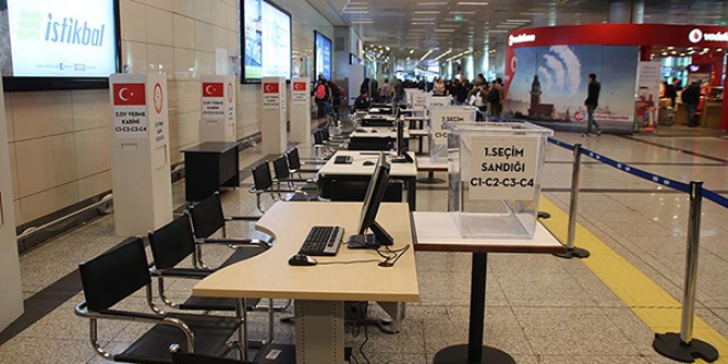 Atatrk Havalimanna sandk ve bilgisayarlar yerletirildi