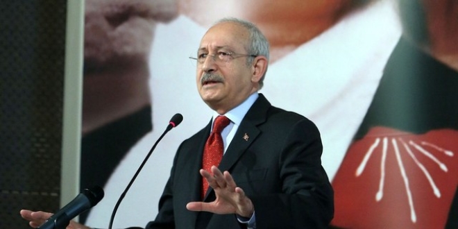 'Anayasa de�i�ikli�i ge�erse T�rkiye 3. lige d��er'