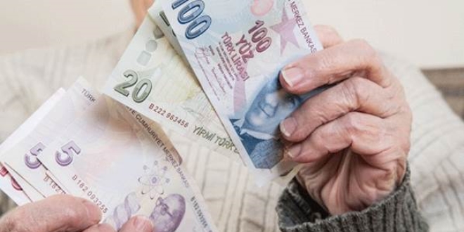 6 milyondan fazla emekli, promosyonlar�n� bankadan ald�