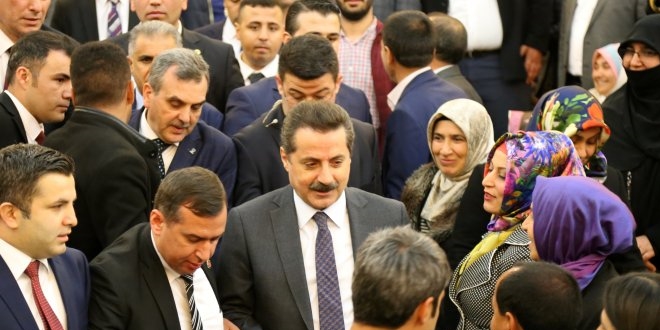 Bakan Çelik, Şanlıurfa'da muhtarlar ile bir araya geldi