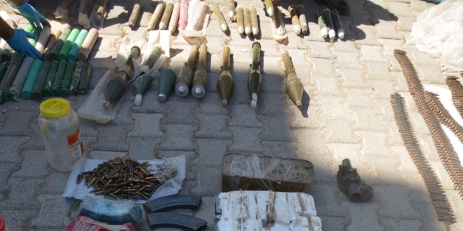 Mardin'de PKK'ya ait çok sayıda mühimmat ele geçirildi