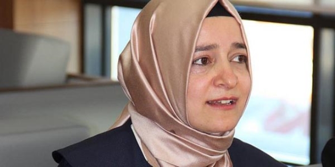 Bakan Kaya, anne adaylarıyla buluştu