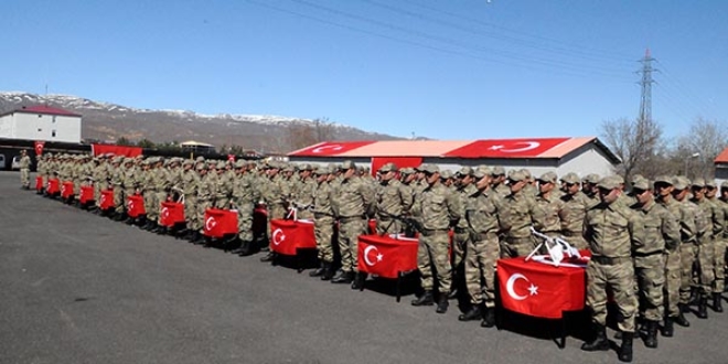 Bingöl'de 223 korucu göreve başladı
