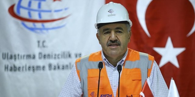 Bakan Arslan'dan Dou Karadeniz'e tren mjdesi