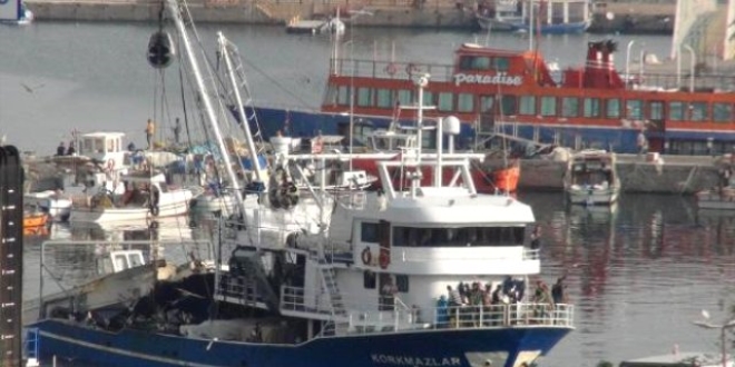 Karadeniz'de hamsi sezonu kapandı