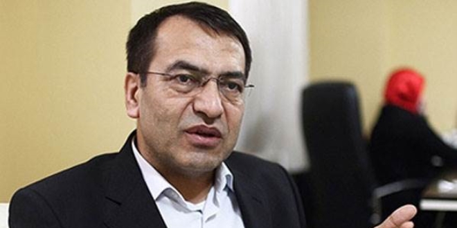 Ünal Tanık: Fuatavni yazmayı teklif etti, kabul ettim