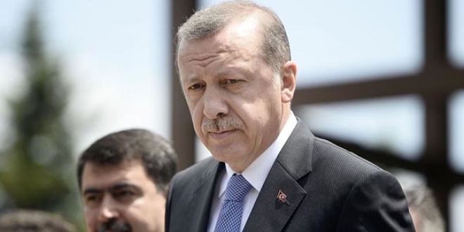 Erdoğan, cuma namazını Çilehane Camisi'nde kıldı