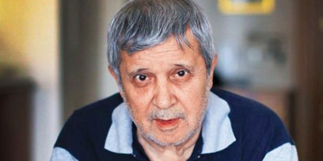 Usta oyuncu Halit Akçatepe hayatını kaybetti