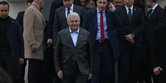 Başbakan Yıldırım, Ağrı Valiliği'ni ziyaret etti