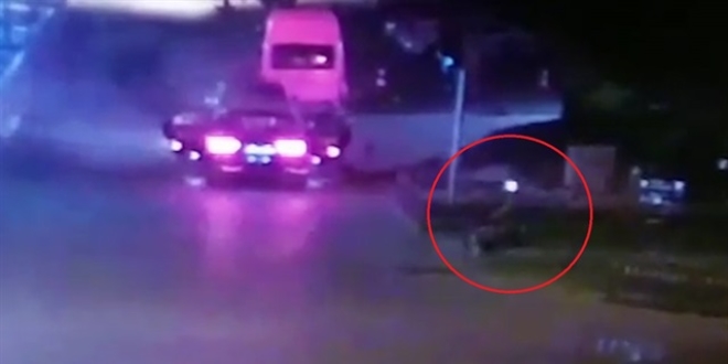 Darbecilere tek başına 45 dakika karşı koydu