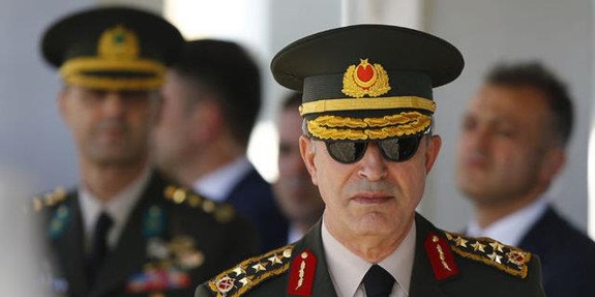 Org. Akar, S�mer Lisesi ��rencileriyle bir araya geldi