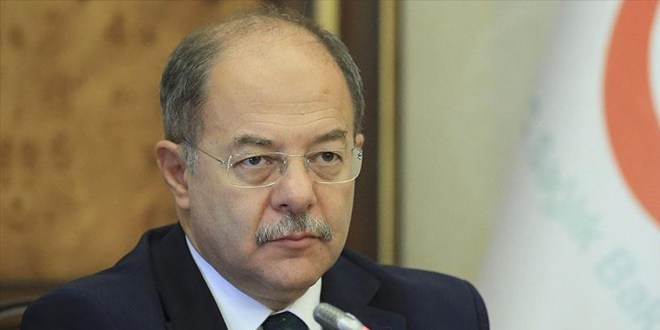 Akdağ: İsteyen 'hayır' der isteyen 'evet' der