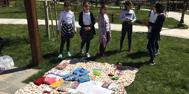 İlkokul öğrencilerinden örnek davranış