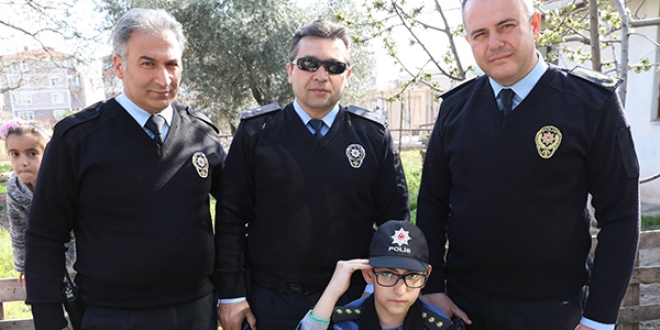 Polislik hayaline doğum gününde kavuştu