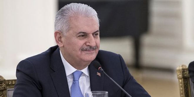 Başbakan: Dalgalı denizde tek limanımız millettir