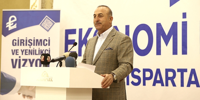 Çavuşoğlu: Anket sonuçlarında 'Evet' oyu yüzde 60'a çıktı