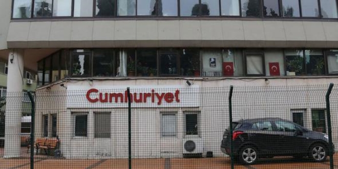 'Manipüle edilerek, Cumhuriyetçi yazarlar tasfiye edilmiş'