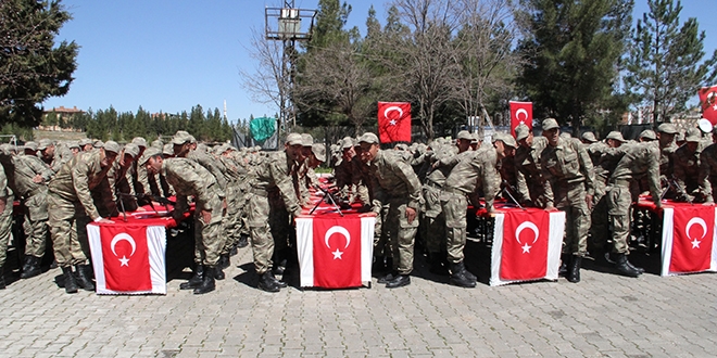 Mardin'de 298 güvenlik korucusu yemin etti