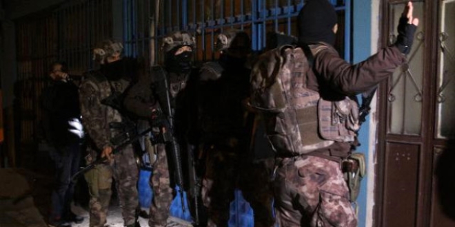 Helikopter destekli operasyonda 134 ��pheli g�zalt�na al�nd�