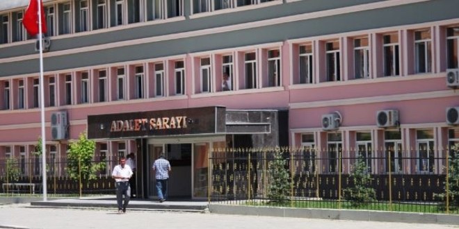 3 ilde gözaltına alınan 5 kişi tutuklandı, 8 kişi serbest