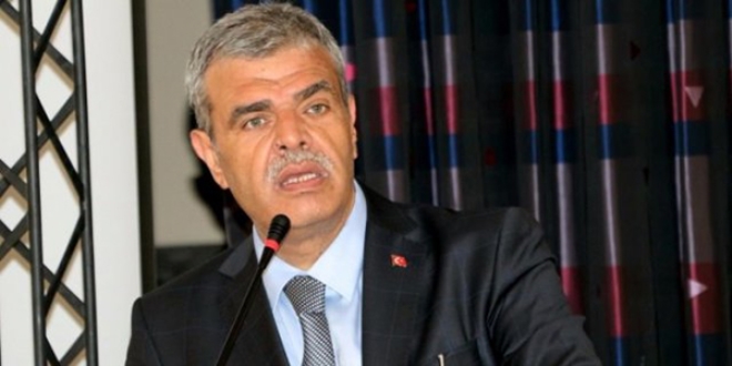 'Ay y�ld�zl� al bayrak k�yamete kadar dalgalanacak'