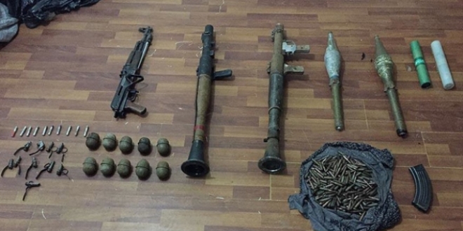 Hakkari'de 10 anti-tank roketatar mühimmatı ele geçirildi
