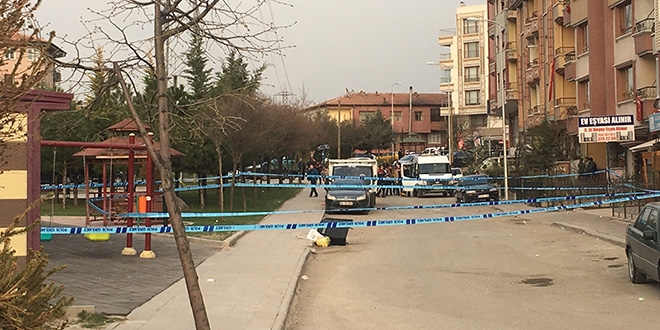 Ankara'da sis bombas� ile kuyumcu soygunu giri�imi