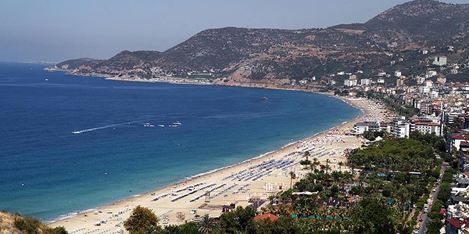 'Antalya'ya gelen turist says 9 milyonun zerinde olur'