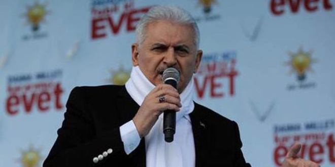 'Darbeciler sisteme göre anayasa siparişi vermişler'