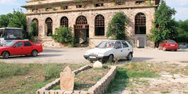 İşte nikah salonu yapılan türbeye ait belgeler
