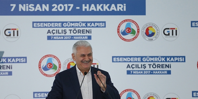 Başbakan, Hakkari Esendere Gümrük Kapısı'nın açılışını gerçekleştirdi