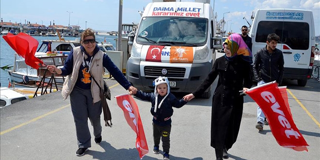 Yenikapı, Cumhurbaşkanı ve Başbakanı bekliyor