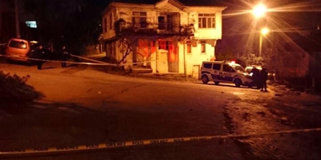 Komşusunun en mutlu gününü zehir etti: 1 ölü, 1 yaralı