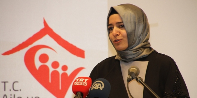 Bakan Kaya: Vatandaşlarımıza atlarla, itlerle saldırdılar