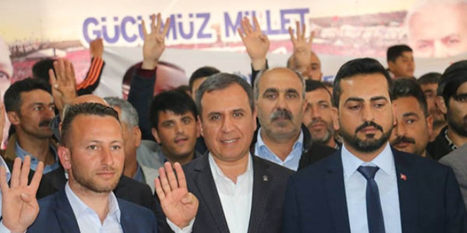 İstifa edip AK Parti'ye geçtiler