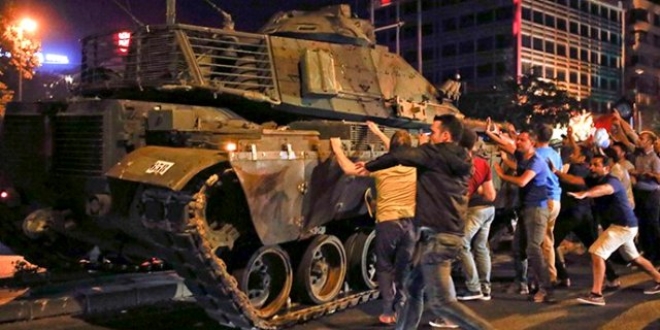 Cuntacı hainler çok telaşlanmış
