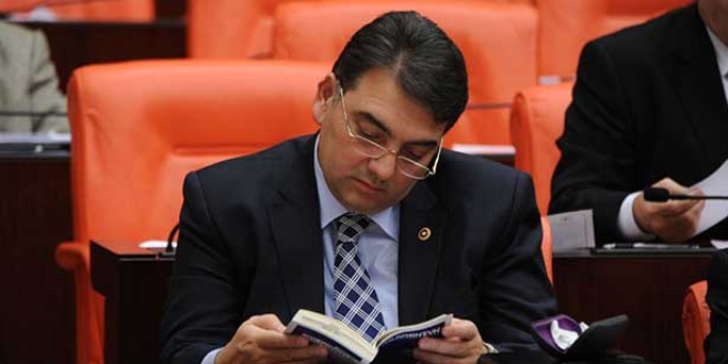 'Gündeme getirdiğimiz her kanun olay oluyor'