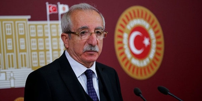'Ne işi var Deniz Baykal'ın Mardin'de?'