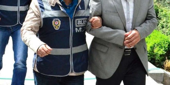 Muğla'da ihraç edilen öğretmen gözaltına alındı