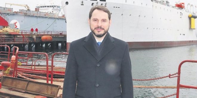 Enerji Bakanı: Deniz sondaj gemisiyle yılda en az bir-iki kuyu kazılacak