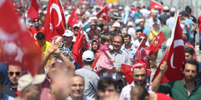 16 Nisan günü seçmenin tercihini istikrar kaygısı yönlendirecek