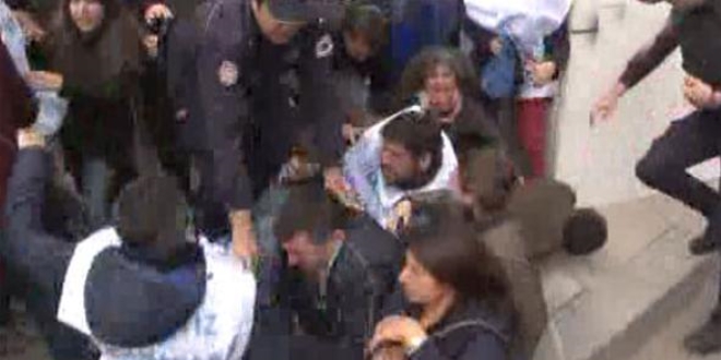 Ankara'daki oturma eylemine polis mdahalesi