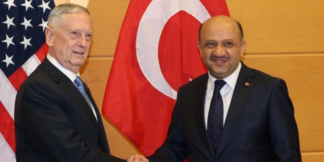 Bakan Işık, ABD Savunma Bakanı Mattis ile görüştü